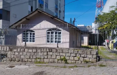 Terreno com  viabilidade amc 10.5, casa mista - trindade -florianópolis