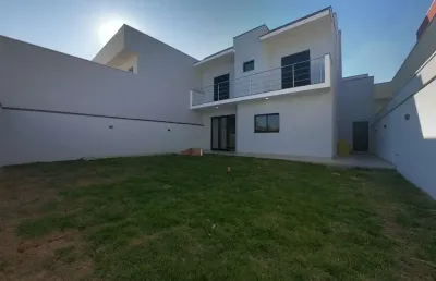 Casa de alto padrão em condomínio no parque olívio franceschini, hortolândia-sp: 3 quartos, 1 suíte, 2 salas, 2 banheiros, 4 vagas de garagem, 168m².