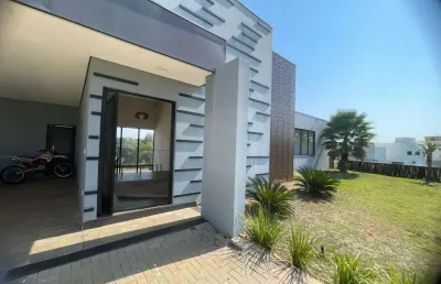 Casa de luxo em condomínio à venda em paranapanema-sp: 8 quartos, 4 suítes, 3 salas, 6 banheiros, 10 vagas de garagem, 527,97 m² de área.
