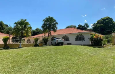 Imperdível: casa à venda em dois córregos-sp, bairro três rios, 4 quartos, 2 suítes, 2 salas, 4 banheiros, 5 vagas, 376 m².