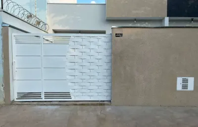 Casa à venda em tatuí-sp, loteamento modena: 2 quartos, 1 sala, 1 banheiro, 1 vaga de garagem, 59m²!