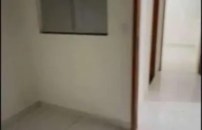 Apto 2º andar 50m2 2 dorms, banheiro, sala, cozinha, elevador, esse valor já está incluso o condomínio e água