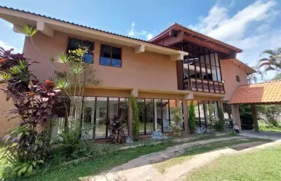 Chácara 2900m2 casa duplex 811m2 8 dorms 3 suítes, 10 banheiros, salas, cozinhas, área gourmet c/churrasqueira, fogão e forno a lenha, piscina, lareir