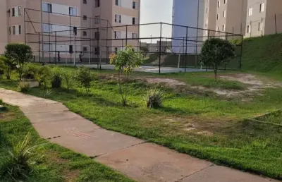 Apto primeiro andar 48m2 2 dorms, sala, cozinha, banheiro, 1 vaga descoberta, semi-mobiliado, portaria 24hs e quadra poliesportiva