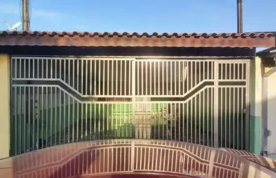Casa térrea 155m2 3 dorms 1 suíte, cozinha, sala, lavanderia, 2 vagas cobertas, aceito carro do meu interesse como entrada, aceita financiamento