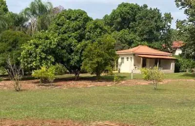 Chácara 1500m2 casa sede 60m2 2 dorms, cozinha, banheiro, varanda, aceita veículos ate r$ 69.000,00 como parte da permuta
