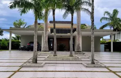 Mansão de luxo a venda em condominio pé na areia.  condomínio de casas pé na areia. são 50 privilegiados com acesso privativo para praia. total segurança e tranquilidade em ambiente de mata atlântica 