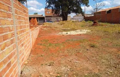 Terreno plano 5x30m2 escriturado, oportunidade, a dez minutos do centro de tatui