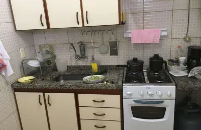 Casa em condomínio na estância árvore da vida - 2 quartos, 1 suíte, 2 salas, 2 banheiros, 1 vaga - sumaré-sp.