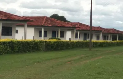 Fazenda 1275 alqueires, 862 alqueires em cana, topografia plana, terra vermelha, rica em água com 2 rios, casa sede e caseiro, barracão, facil acesso
