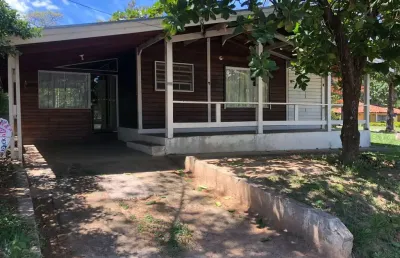 Condomínio p/ evangelicos casa 70m2 2 dorms,sala,cozinha,banheiro,quintal grande,mobiliada,1 vaga coberta e 1 descoberta,casa de frente ao lago
