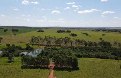 Área 55 mil m2, ideal para condomínio logístico ou industrias, rico em água com lago, casa sede simples, fácil acesso, beira do asfalto
