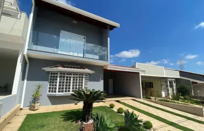 Casa duplex 262m2, 3 dormitórios, 1 suíte, cozinha com despensa, quintal com jardim, edícula com quarto e banheiro, garagem para 4 carros, varandas
