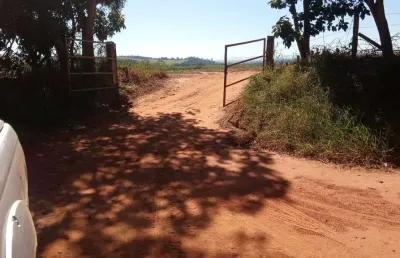Sítio 39 alqueires, cercada por água, bom de topografia, sem benfeitorias, energia proxima