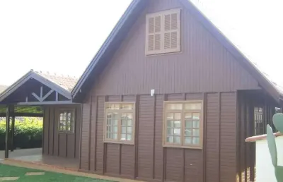 Casa em condomínio de luxo em estância árvore da vida, sumaré-sp: 5 quartos, 3 salas, 2 banheiros, 5 vagas, 220m². venda ou locação!
