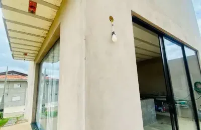 Vendo ou troco por terreno - casa em construção/fase de acabamento  - terreno de 262 m² e área construída de 148 m². - infraestrutura completa: elétri