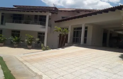 Casa parkway - quadra 15  - excelente casa na quadra 15 do parkway. com dois pavimentos, ótima localização, próxima ao aeroporto. - duas cozinhas, uma principal e outra auxiliar (para eventos). - suít