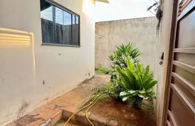 Casa à venda no morada da serra em patos de minas – 3 quartos, suíte e área gourmet por r$ 450 mil