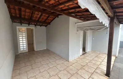 Casa à venda em patos de minas - 3 quartos, suíte e 1 vaga de garagem