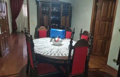 Casa com 3 quartos à venda no Centro, Cravinhos 