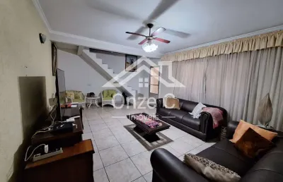 Casa com 3 quartos à venda na Rua Soldado João Pereira da Silva, 1, Vila Galvão, Guarulhos