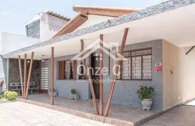 Casa com 3 quartos para alugar na Rua dos Coqueiros, 1, Vila Galvão, Guarulhos