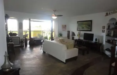 Apartamento 4 dorms (1 suíte) edifício porto torres praia enseada - guarujá