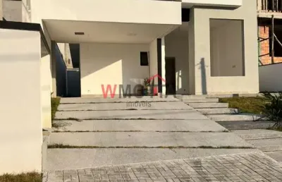 Cassa térrea à venda em condomínio de alto padrão em mogi das cruzes! 3 suítes, 3 salas e 150m²