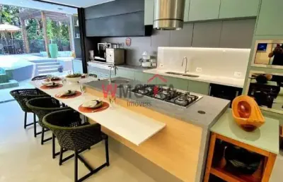 Imperdível! casa em condomínio de luxo em bertioga, são lourenço, com 5 quartos, 5 suítes, 2 salas, 4 vagas e 460m². aproveite!