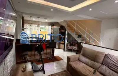 Casa com 2 quartos à venda na Travessa Venezuela, Santa Fé, Gravataí