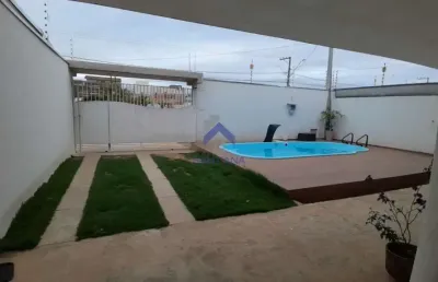 Casa com 4 quartos à venda na avenida alberto winther de araújo, --, jardim oasis, taubaté por r$ 657.000