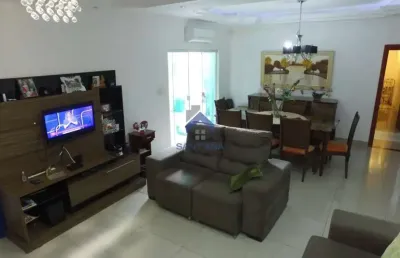 Casa com 3 quartos à venda na rua gastão firmino de azevedo, --, jardim das bandeiras, taubaté por r$ 450.000