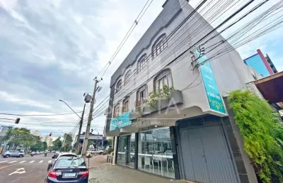Apartamento com 3 dormitórios, mobiliado no centro de cascavel.