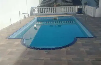 Casa p/ financiamento com 3 dormitórios, piscina e área gourmet!