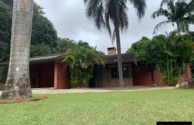 Incrível chácara plana c/ 2000m² condomínio fechado em atibaia 10min centro
