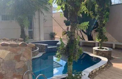 Casa térrea com 3 quartos, sendo 1 suíte à venda, 375 m² por r$ 2.067.000 - anhangabaú - jundiaí/sp