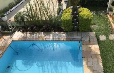 Casa em condomínio fechado com 4 quartos à venda na Rua Doutor Altair Martins, Gramado, Cotia