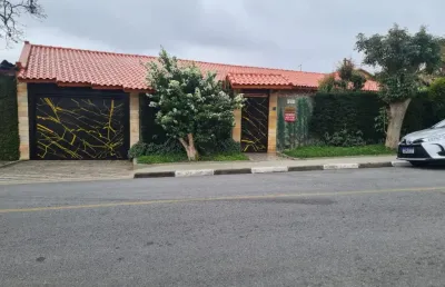 Casa com 3 quartos à venda na Rua Apucarana, 21, Jardim Sabiá, Cotia