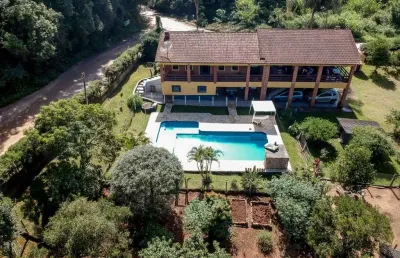 Sítio com 7 dormitórios à venda, 13221 m² por r$ 1.550.000 - parque das araucarias - camanducaia/mg