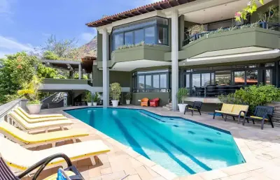 Casa em condomínio fechado com 8 quartos à venda na rua stefan zweig, laranjeiras, rio de janeiro, 1330 m2 por r$ 8.000.000