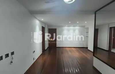 Apartamento com 3 quartos para alugar na rua alfredo ceschiatti, barra da tijuca, rio de janeiro, 114 m2 por r$ 4.000