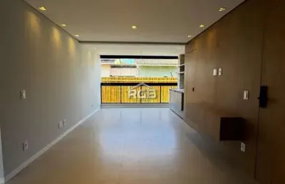 Apartamento 2 suítes no foz do joanes em buraquinho r$ 580.000,00