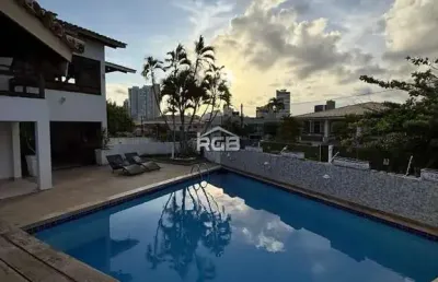 Casa 5 suítes piscina privativa no itaigara r$ 2.700.000,00