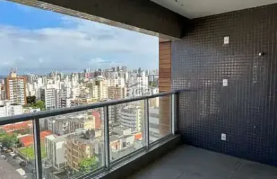 Apartamento 3/4 com suíte andar alto no costa azul r$ 980.000,00