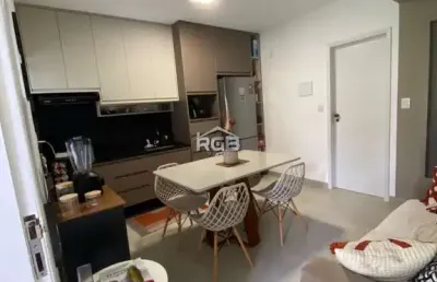Apartamento 1/4 e sala porteira fechada no farol itapuã r$ 385.000,00