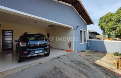 Casa a venda na região do jardim aurélia com 2 quartos com edícula atualmente locada nos fundos