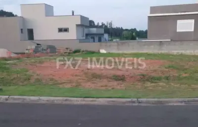 Oportunidade em condomínio de apenas 27 lotes, cercado por mata! terreno amplo, 453m2, no residencial bella itália.