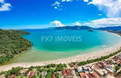 Apartamento com 2 quartos no condomínio praia lagoinha em ubatuba a 60 metros da praia