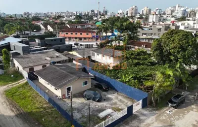 Terreno à venda na Rua Tomazina, Caiobá, Matinhos