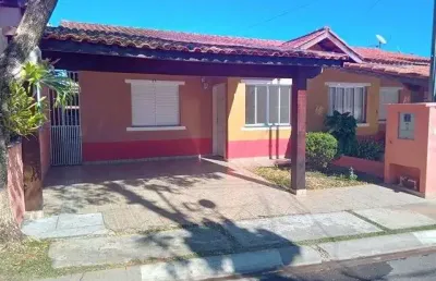 Casa térrea a venda próximo do centro do tijuco preto cotia